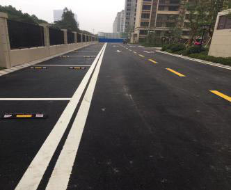 蘇州停車(chē)位劃線多少錢(qián)？ 小區(qū)停車(chē)場(chǎng)劃線施工價(jià)格？