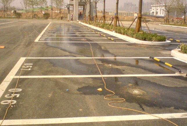道路劃線，車(chē)位劃線，停車(chē)位劃線