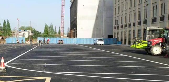 蘇州廠區(qū)內(nèi)道路如何劃線？找飛揚(yáng)市政