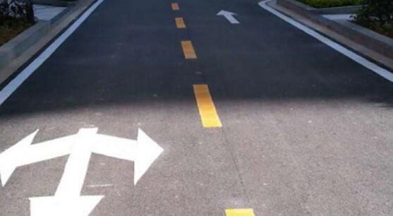 蘇州小區(qū)道路劃線施工方案  小區(qū)道路劃線施工方案怎么寫？
