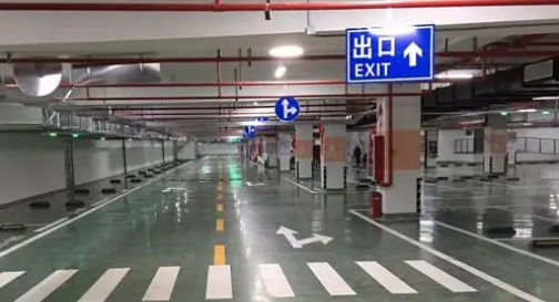 震動(dòng)標(biāo)線對車輛有損害嗎？一種用于提醒駕駛者注意安全的交通標(biāo)志