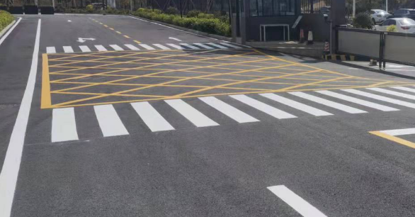蘇州工廠道路劃線(xiàn)攻略，讓廠區(qū)交通“靚”起來(lái)